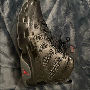 Jordan Air Jordan 9 Retro "Black/University
Red"